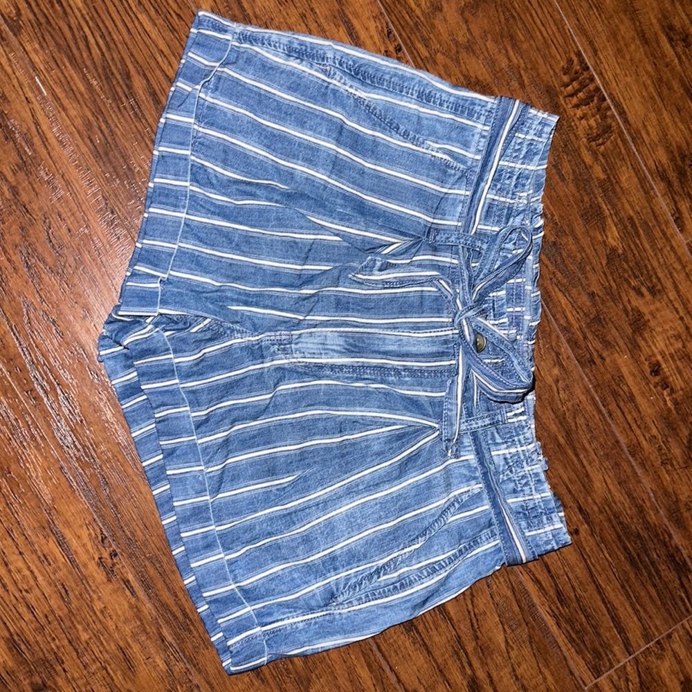 American Eagle Outfitters Striped Tie-Waist Shorts
